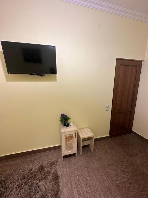 California Boutique Hotel Ереван Екстериор снимка