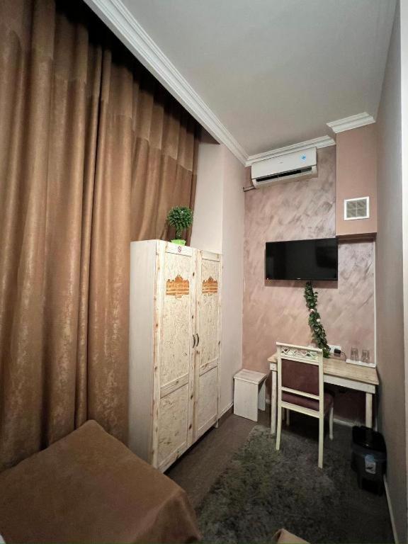 California Boutique Hotel Ереван Екстериор снимка